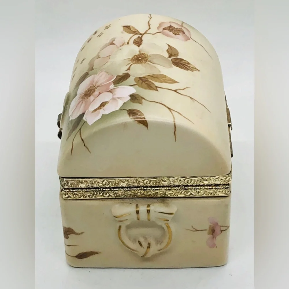 Vintage Victorian Garden Hummerlwerk DOGWOOD Jewelry Trinket Box, Porcelain